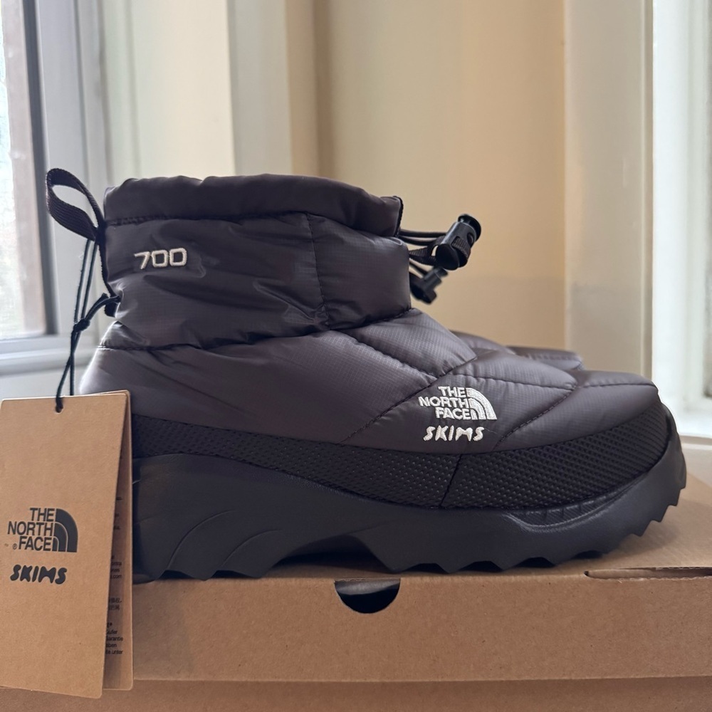 North Face x Skims Nuptse Traction Chukka Phoenix Men's 6 / Women's 8